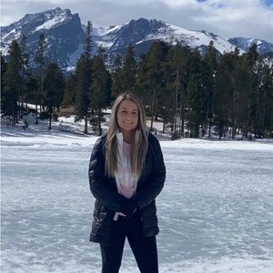 Meet your Posher, Paige